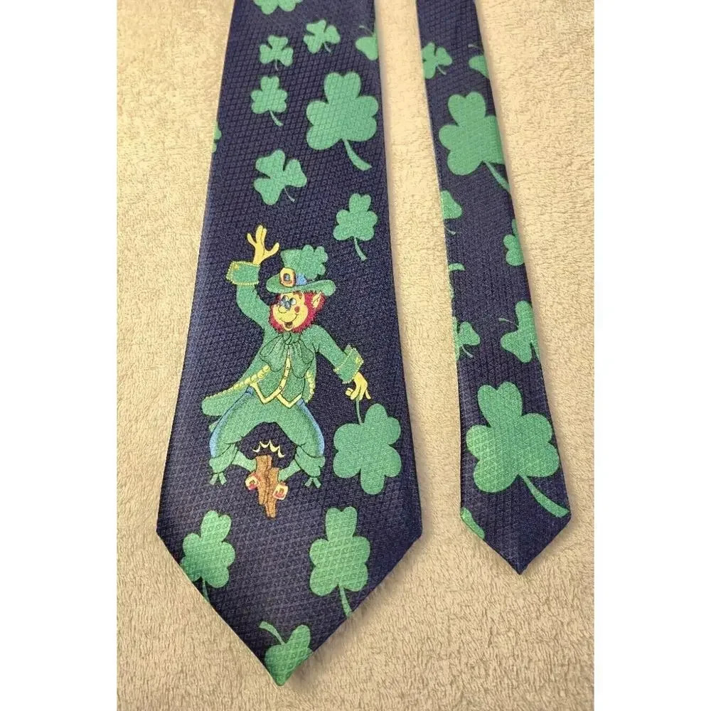 Dino Romano Mens Green St Patricks Day Party Necktie Irish Leprechaun 59x4 Inch
